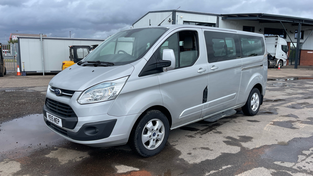 FORD TOURNEO CUSTOM 300 2.2 TDCi 125PS - حافلة صغيرة, ميكروباص: صورة 2 FORD TOURNEO CUSTOM 300 2.2 TDCi 125PS - حافلة صغيرة, ميكروباص: صورة 2