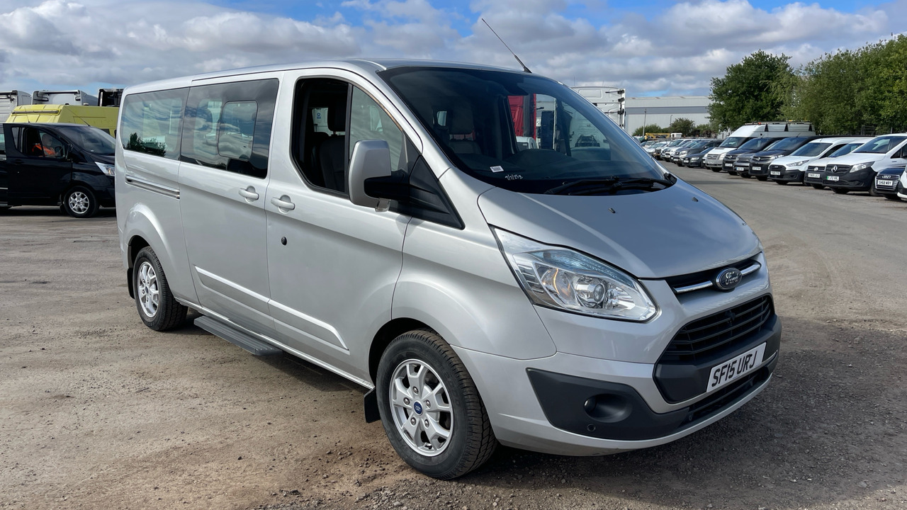 FORD TOURNEO CUSTOM 300 2.2 TDCi 125PS - حافلة صغيرة, ميكروباص: صورة 1 FORD TOURNEO CUSTOM 300 2.2 TDCi 125PS - حافلة صغيرة, ميكروباص: صورة 1