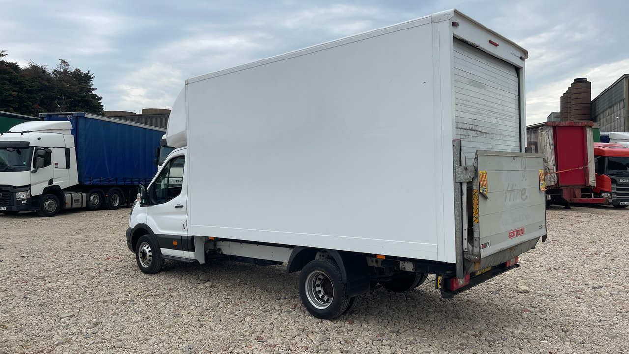 FORD TRANSIT 2.0 ECOBLUE 130PS - شاحنة مغلقة الصندوق: صورة 3 FORD TRANSIT 2.0 ECOBLUE 130PS - شاحنة مغلقة الصندوق: صورة 3