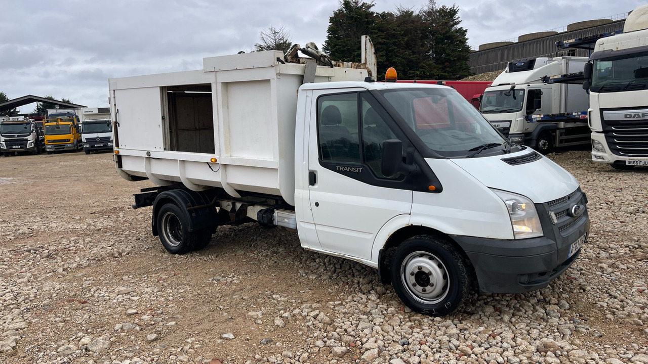 FORD TRANSIT 2.2 TDCI 100PS - قلاب صغير: صورة 1 FORD TRANSIT 2.2 TDCI 100PS - قلاب صغير: صورة 1