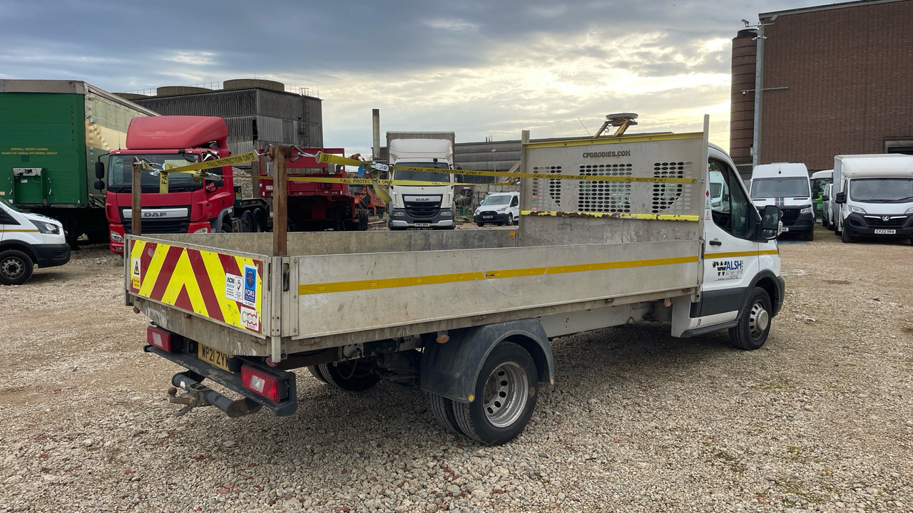 FORD TRANSIT 350 2.0 ECOBLUE 130PS - شاحنة مفتوحة: صورة 4 FORD TRANSIT 350 2.0 ECOBLUE 130PS - شاحنة مفتوحة: صورة 4