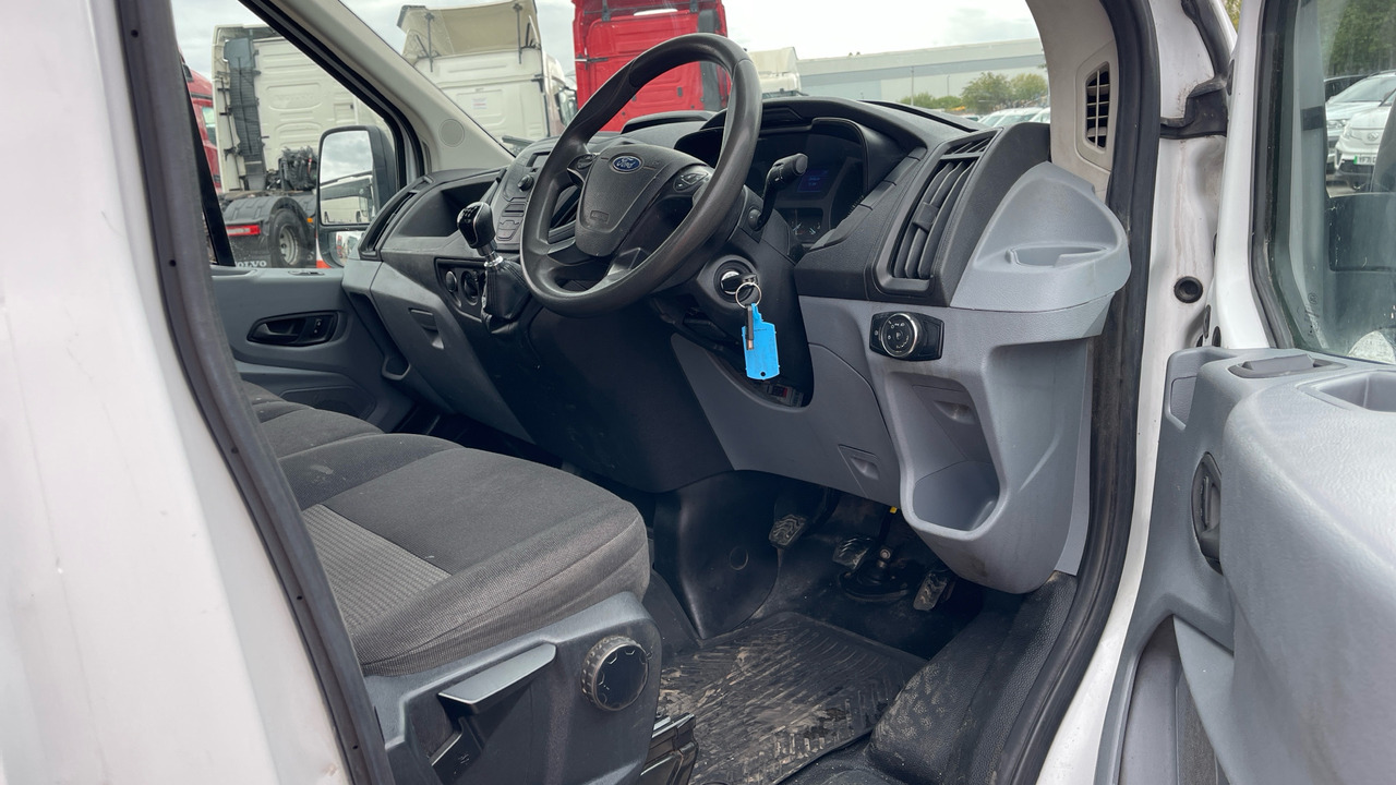 FORD TRANSIT 350 2.0 TDCI 130PS - شاحنة مفتوحة: صورة 5 FORD TRANSIT 350 2.0 TDCI 130PS - شاحنة مفتوحة: صورة 5