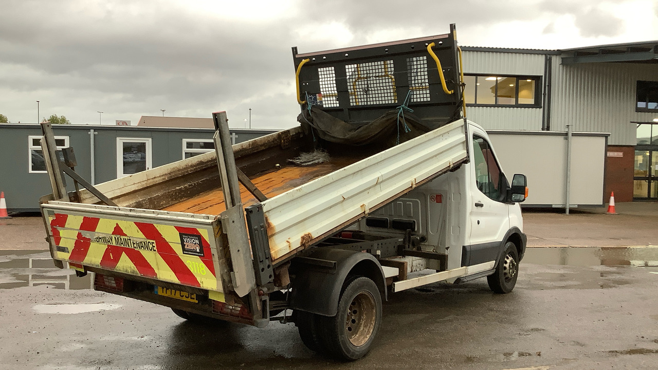 FORD TRANSIT 470 2.0 TDCI 130PS - قلاب صغير: صورة 4 FORD TRANSIT 470 2.0 TDCI 130PS - قلاب صغير: صورة 4