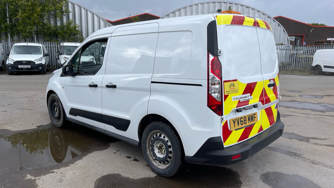 FORD TRANSIT CONNECT 200 1.5 ECOBLUE 100PS - فان المدمجة: صورة 3 FORD TRANSIT CONNECT 200 1.5 ECOBLUE 100PS - فان المدمجة: صورة 3