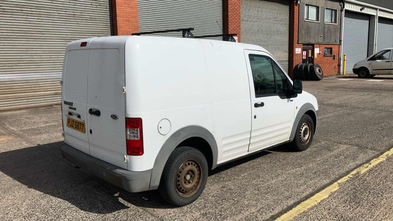 FORD TRANSIT CONNECT T200 1.8 TDCI 75PS - فان المدمجة: صورة 4 FORD TRANSIT CONNECT T200 1.8 TDCI 75PS - فان المدمجة: صورة 4