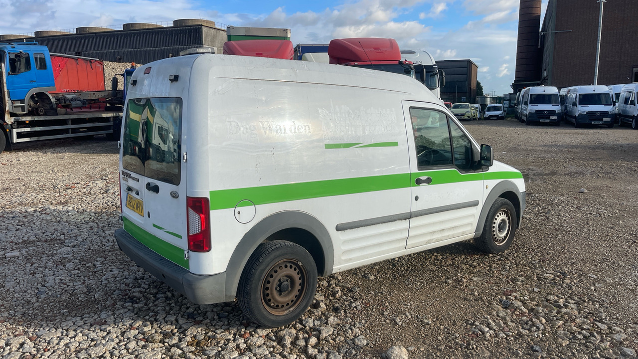 FORD TRANSIT CONNECT T230 1.8 TDCI 90PS - فان المدمجة: صورة 4 FORD TRANSIT CONNECT T230 1.8 TDCI 90PS - فان المدمجة: صورة 4