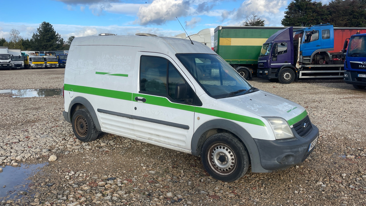 FORD TRANSIT CONNECT T230 1.8 TDCI 90PS - فان المدمجة: صورة 1 FORD TRANSIT CONNECT T230 1.8 TDCI 90PS - فان المدمجة: صورة 1
