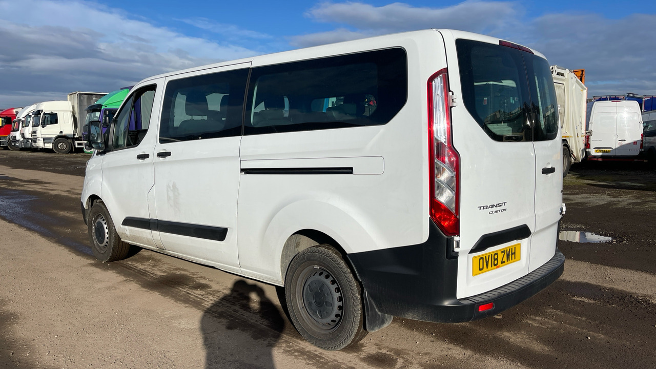 FORD TRANSIT CUSTOM 2.0 TDCi 130ps Low Roof Kombi Van - آليات: صورة 3 FORD TRANSIT CUSTOM 2.0 TDCi 130ps Low Roof Kombi Van - آليات: صورة 3