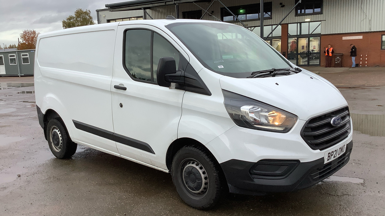 FORD TRANSIT CUSTOM 300 LEADER 2.0 105ps - فان المدمجة: صورة 1 FORD TRANSIT CUSTOM 300 LEADER 2.0 105ps - فان المدمجة: صورة 1
