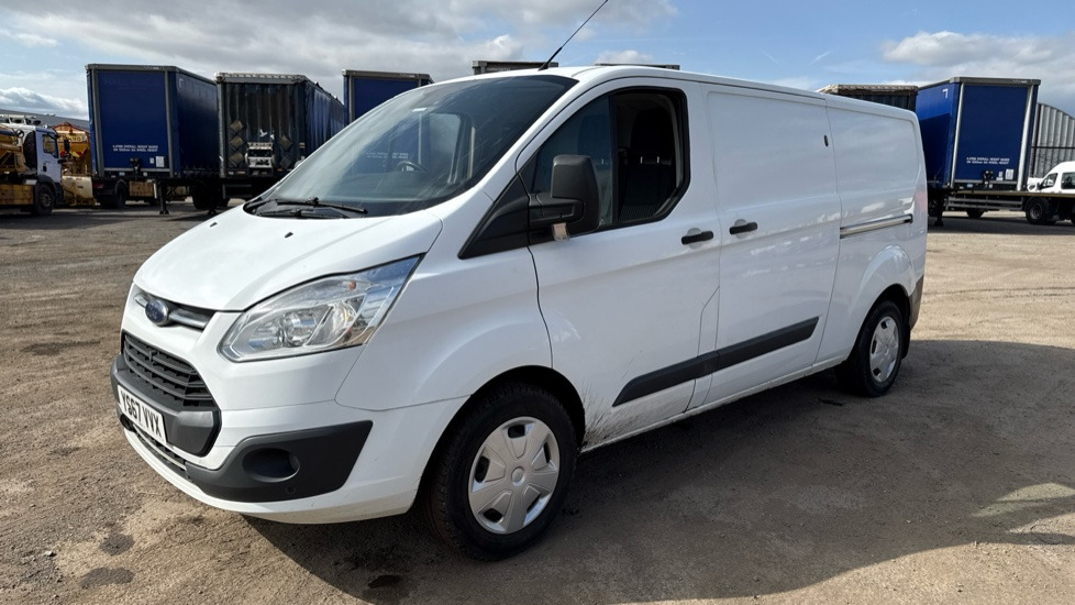 FORD TRANSIT CUSTOM 340 2.0 TDCI 130PS - فان المدمجة: صورة 2 FORD TRANSIT CUSTOM 340 2.0 TDCI 130PS - فان المدمجة: صورة 2