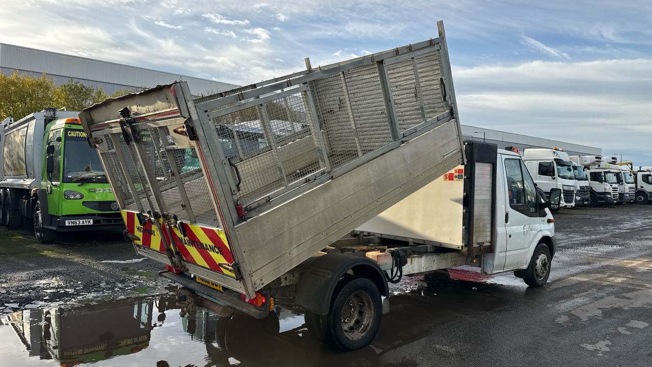 FORD TRANSIT T350 TDCi 100ps - قلاب صغير: صورة 4 FORD TRANSIT T350 TDCi 100ps - قلاب صغير: صورة 4