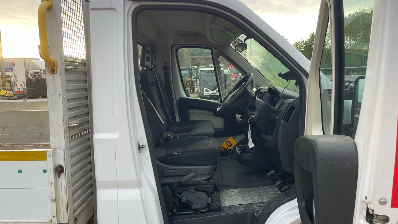 Fiat Ducato 35 2.3 Multijet 130PS - شاحنة مفتوحة: صورة 5 Fiat Ducato 35 2.3 Multijet 130PS - شاحنة مفتوحة: صورة 5