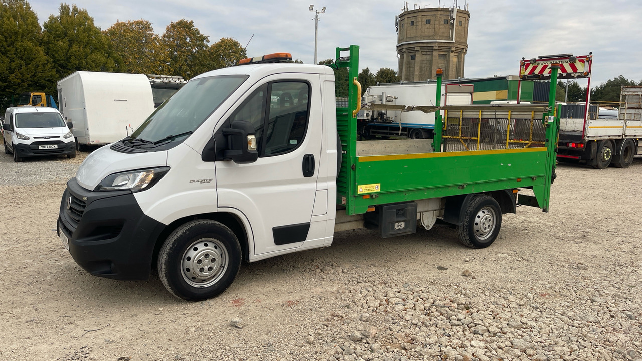 Fiat Ducato 35 2.3 Multijet 140PS - شاحنة مفتوحة: صورة 2 Fiat Ducato 35 2.3 Multijet 140PS - شاحنة مفتوحة: صورة 2