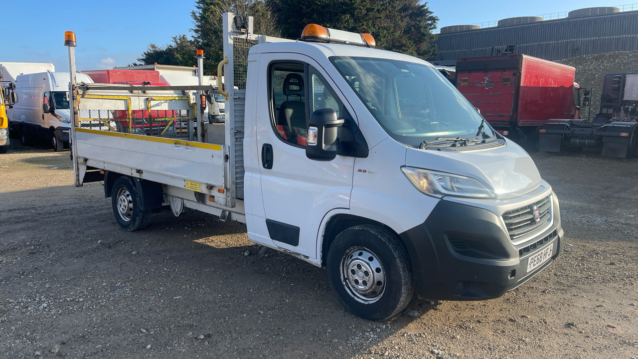 Fiat Ducato 35 35 MAXI 2.3 MULTIJET 130PS - شاحنة مفتوحة: صورة 1 Fiat Ducato 35 35 MAXI 2.3 MULTIJET 130PS - شاحنة مفتوحة: صورة 1