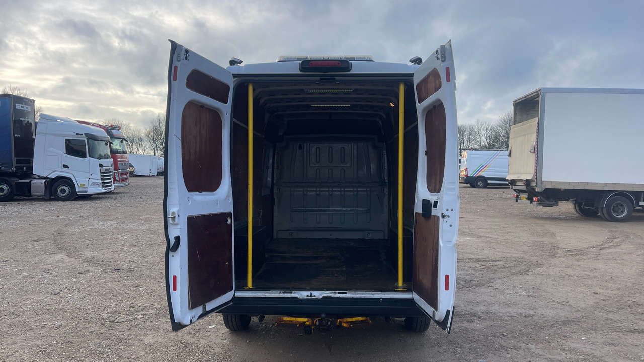 فان Fiat Ducato 35 MAXI 2.2 MULTI JET 140PS: صورة 10