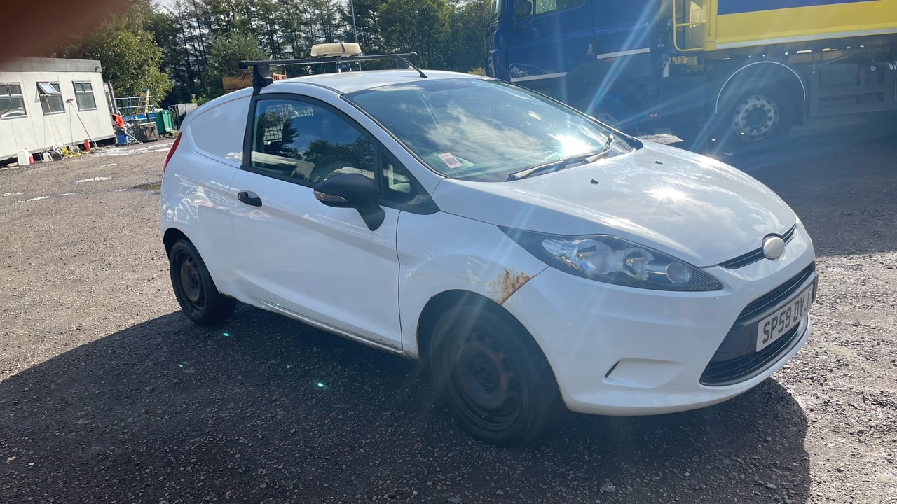 Ford Fiesta 1.4 TDCi 68PS - سيارة: صورة 1 Ford Fiesta 1.4 TDCi 68PS - سيارة: صورة 1