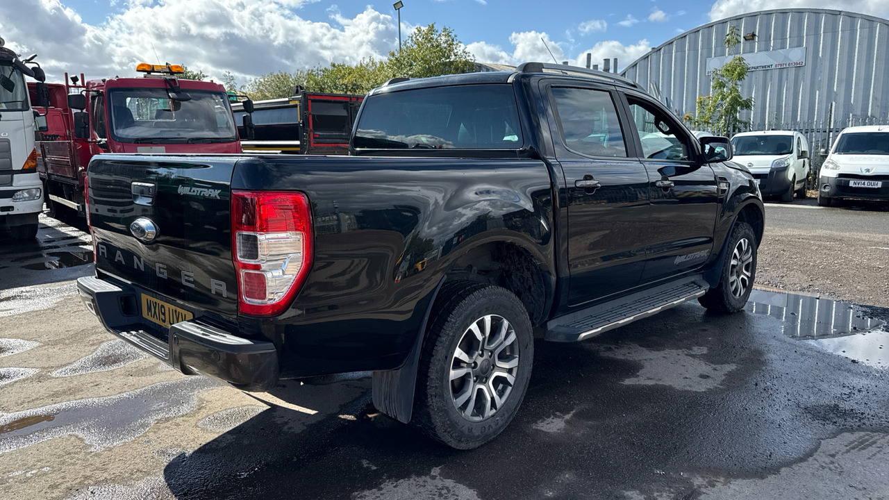 Ford Ranger WILDTRAK 3.2 TDCI 200PS - شاحنة البيك أب, الشاحنات الصغيرة كابينة مزدوجة: صورة 4 Ford Ranger WILDTRAK 3.2 TDCI 200PS - شاحنة البيك أب, الشاحنات الصغيرة كابينة مزدوجة: صورة 4