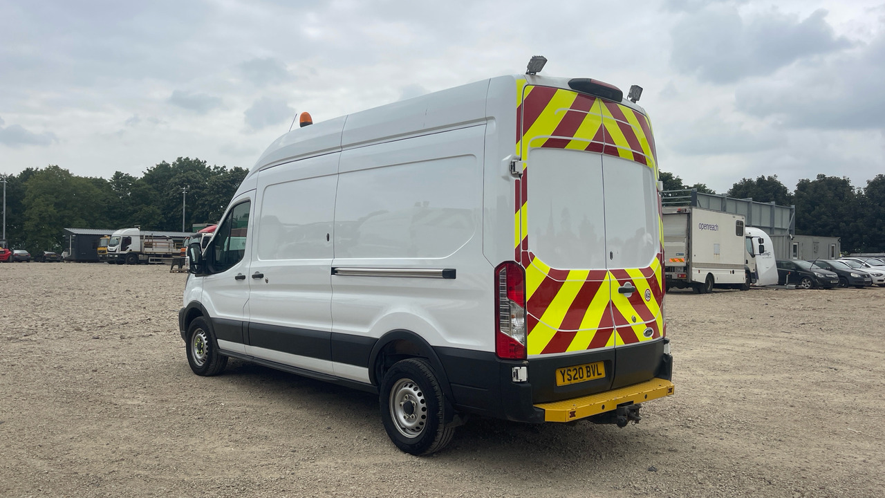 Ford Transit 350 2.0 ECO BLUE 130PS - فان: صورة 3 Ford Transit 350 2.0 ECO BLUE 130PS - فان: صورة 3