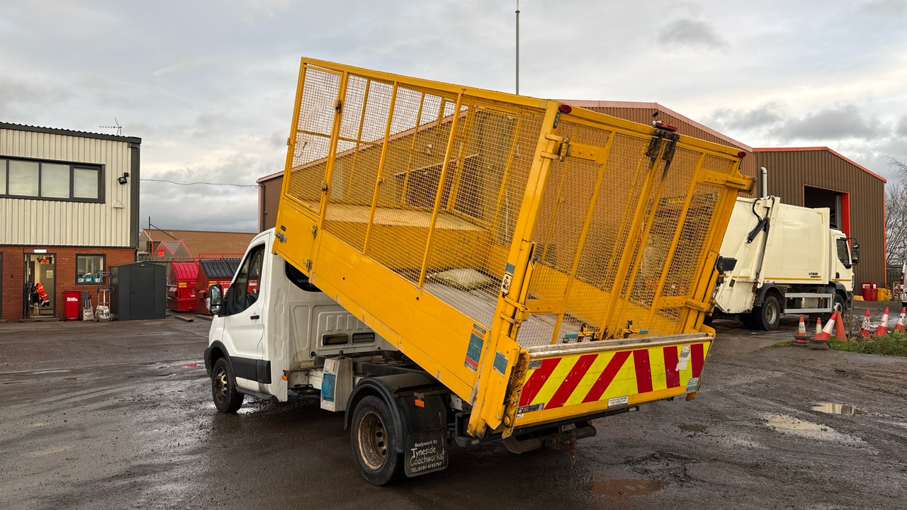 Ford Transit 350 2.0 TDCI 130PS - قلاب صغير: صورة 3 Ford Transit 350 2.0 TDCI 130PS - قلاب صغير: صورة 3