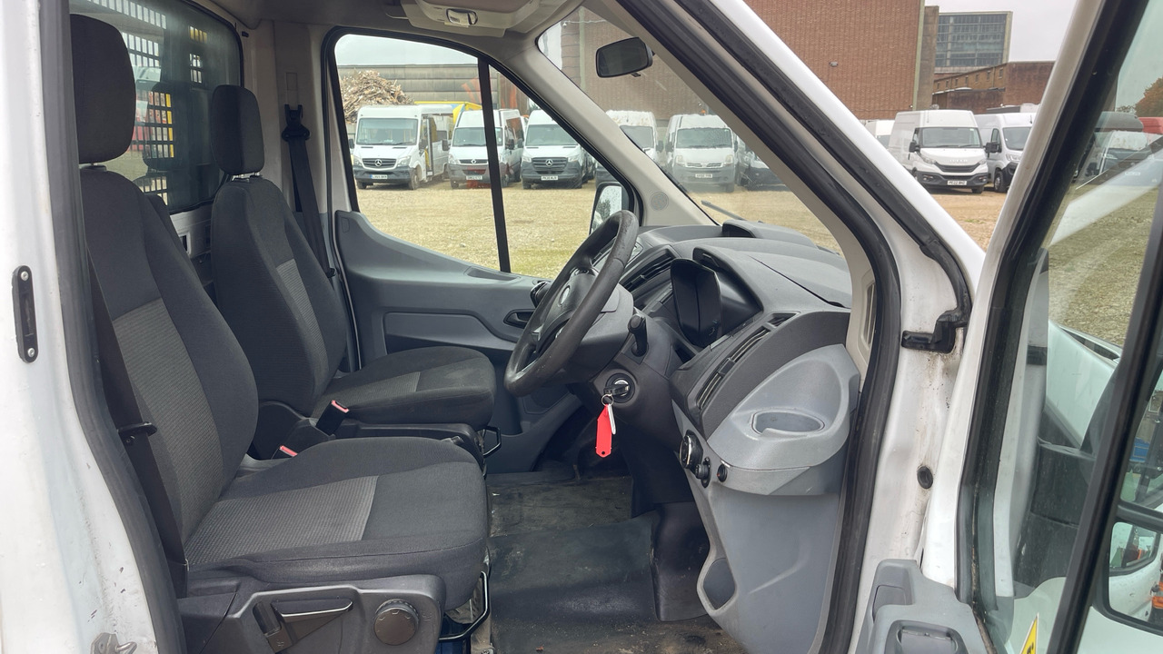 Ford Transit 350 2.2 TDCI 125PS - شاحنة مفتوحة: صورة 5 Ford Transit 350 2.2 TDCI 125PS - شاحنة مفتوحة: صورة 5
