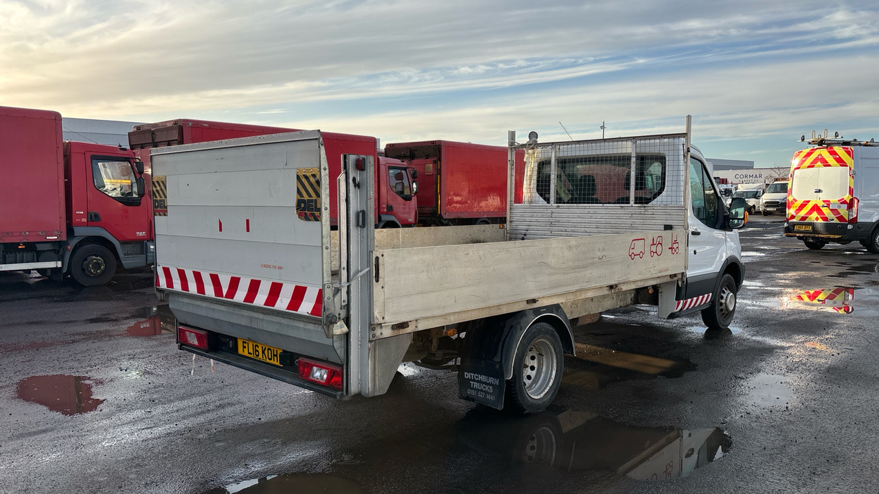 Ford Transit 350 2.2 TDCi 125ps - شاحنة مفتوحة: صورة 4 Ford Transit 350 2.2 TDCi 125ps - شاحنة مفتوحة: صورة 4