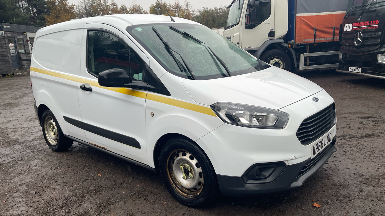 Ford Transit COURIER 1.5 TDCi - فان المدمجة: صورة 1 Ford Transit COURIER 1.5 TDCi - فان المدمجة: صورة 1