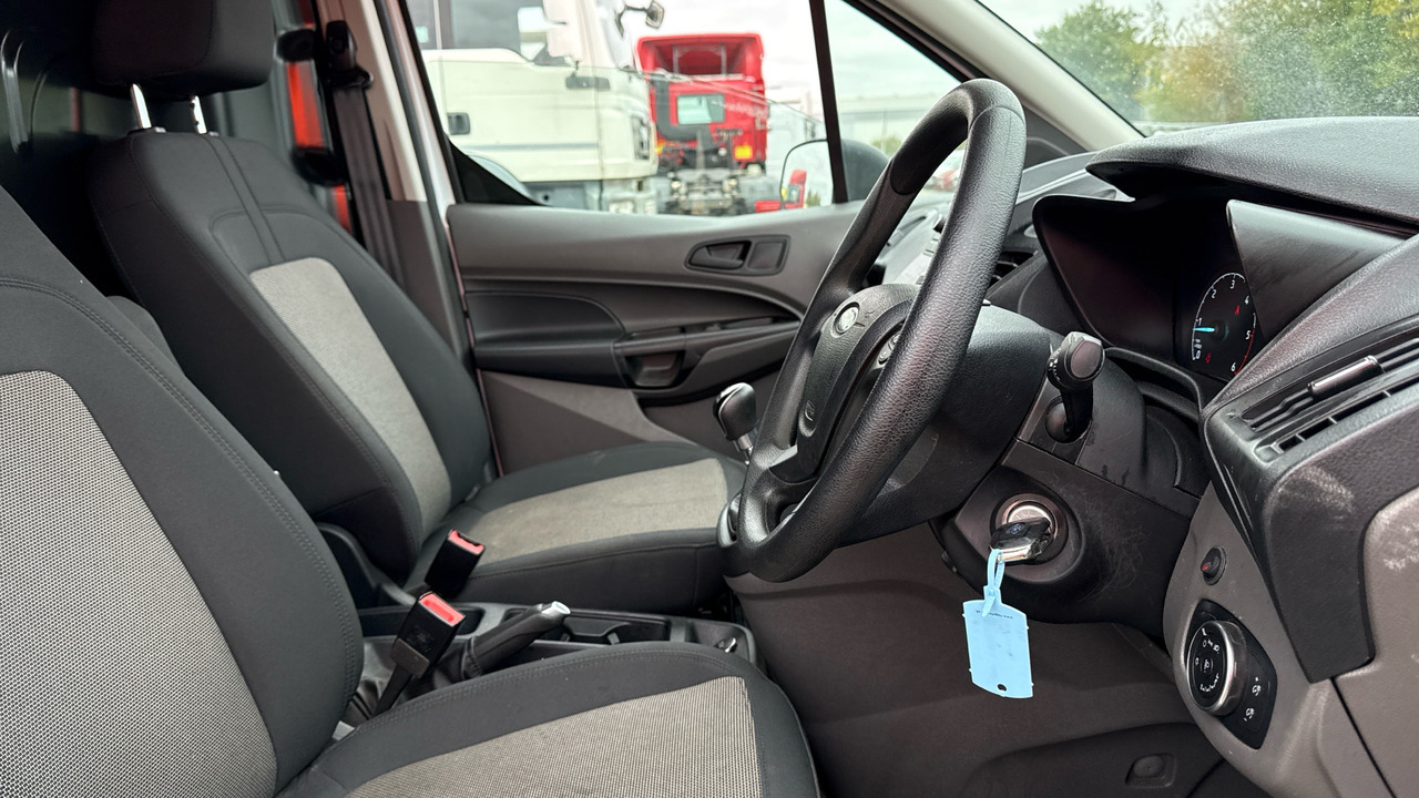 Ford Transit Connect 200 1.5 EcoBlue 75ps - فان المدمجة: صورة 5 Ford Transit Connect 200 1.5 EcoBlue 75ps - فان المدمجة: صورة 5