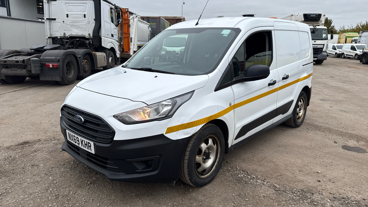Ford Transit Connect 200 1.5 EcoBlue 75ps - فان المدمجة: صورة 2 Ford Transit Connect 200 1.5 EcoBlue 75ps - فان المدمجة: صورة 2