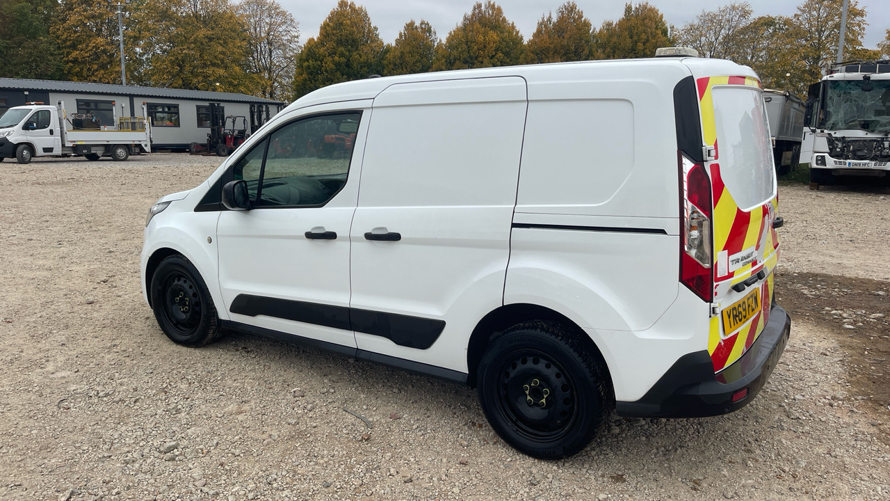 Ford Transit Connect 220 1.5 ECOBLUE 100PS - فان المدمجة: صورة 3 Ford Transit Connect 220 1.5 ECOBLUE 100PS - فان المدمجة: صورة 3