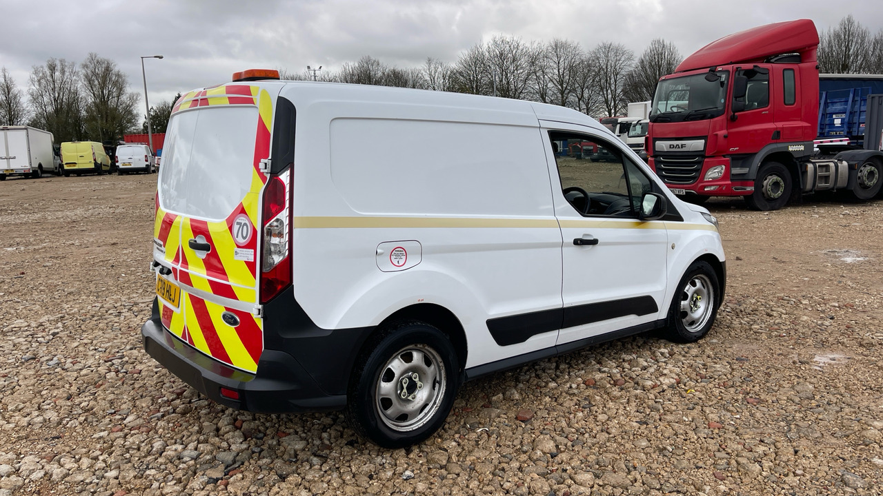 Ford Transit Connect 220 1.5 ECOBLUE 100PS - فان المدمجة: صورة 4 Ford Transit Connect 220 1.5 ECOBLUE 100PS - فان المدمجة: صورة 4