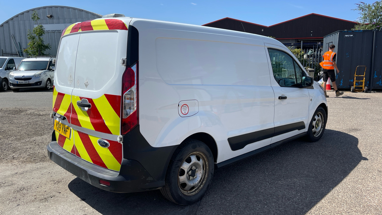 Ford Transit Connect 240 1.5 ECOBLUE 100PS - فان المدمجة: صورة 5 Ford Transit Connect 240 1.5 ECOBLUE 100PS - فان المدمجة: صورة 5