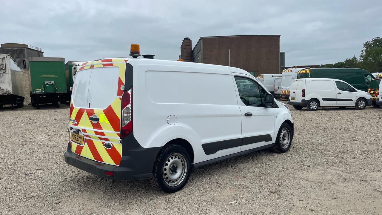 Ford Transit Connect 240 1.5 TDCI 100PS - فان المدمجة: صورة 4 Ford Transit Connect 240 1.5 TDCI 100PS - فان المدمجة: صورة 4