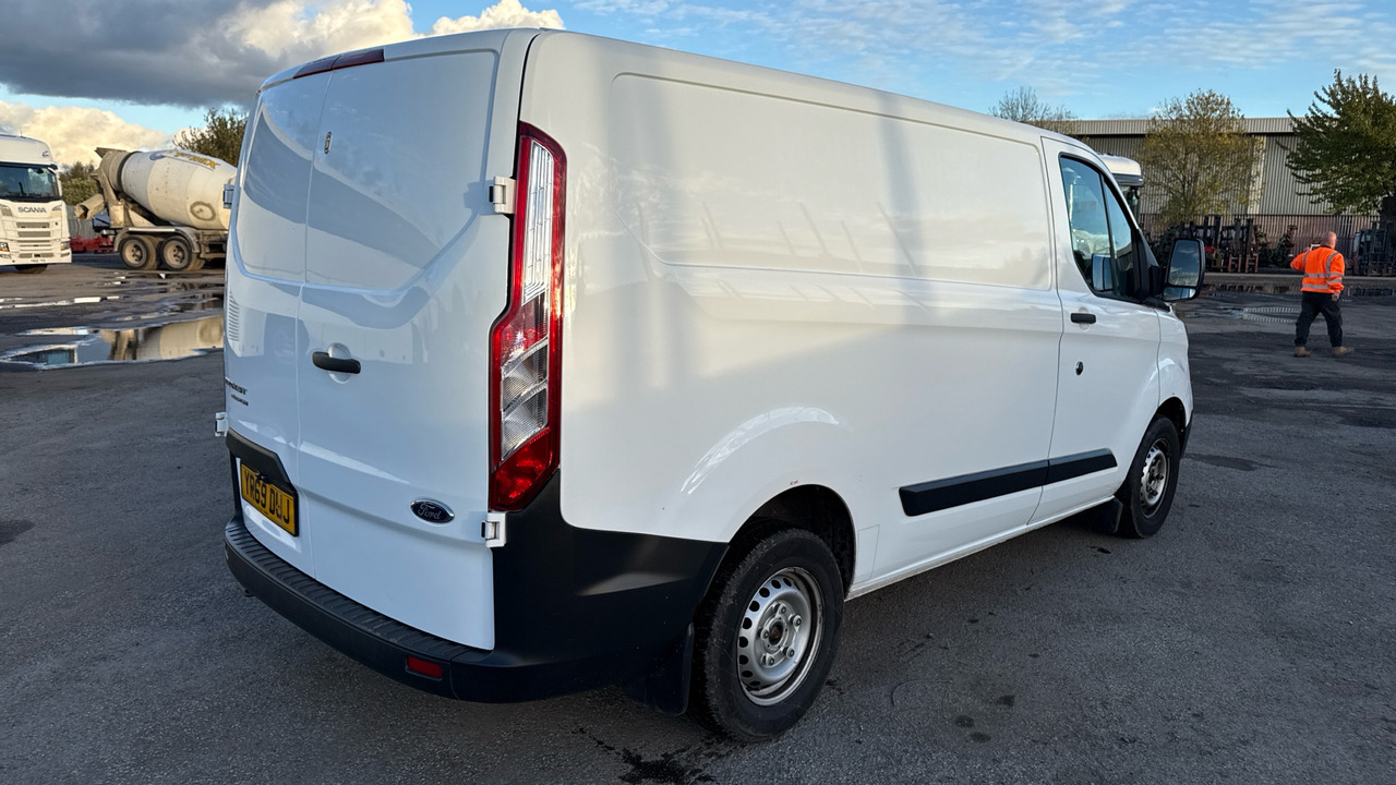 Ford Transit Custom 280 2.0 ECOBLUE 105PS - فان المدمجة: صورة 4 Ford Transit Custom 280 2.0 ECOBLUE 105PS - فان المدمجة: صورة 4