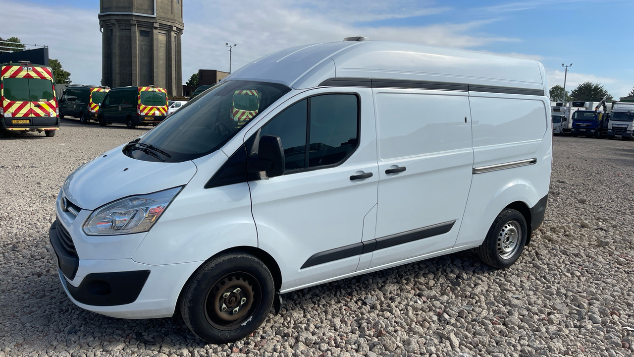 Ford Transit Custom 340 2.0 TDCI 130PS - فان المدمجة: صورة 2 Ford Transit Custom 340 2.0 TDCI 130PS - فان المدمجة: صورة 2
