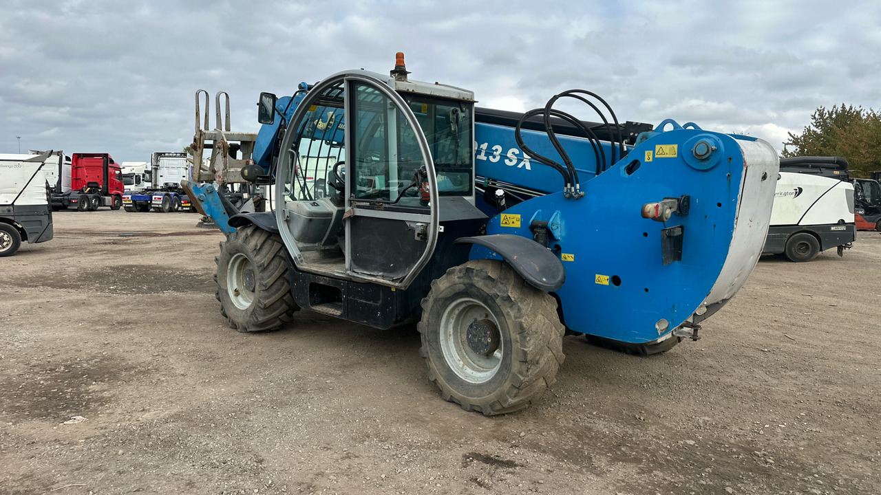 GENIE GTH4013SX - رافعة تلسكوبية: صورة 3 GENIE GTH4013SX - رافعة تلسكوبية: صورة 3