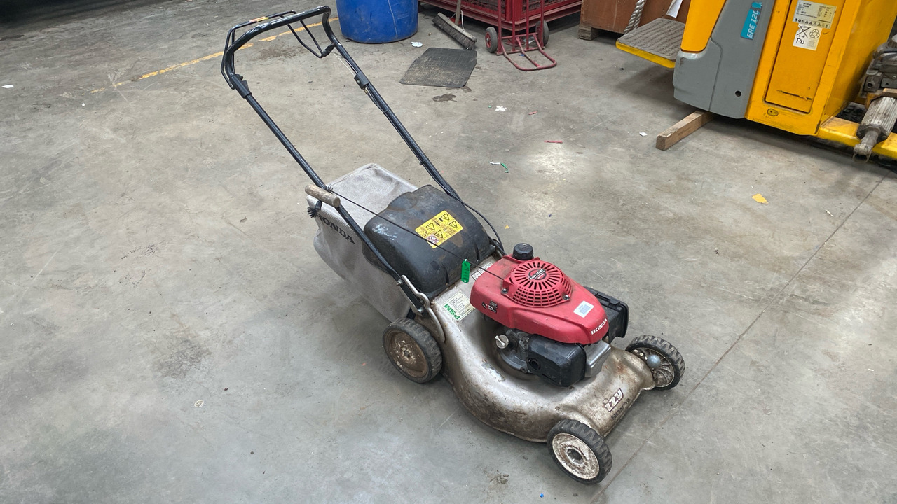 HONDA GCV 130 MOWER - جزازة أعشاب الحدائق: صورة 1 HONDA GCV 130 MOWER - جزازة أعشاب الحدائق: صورة 1