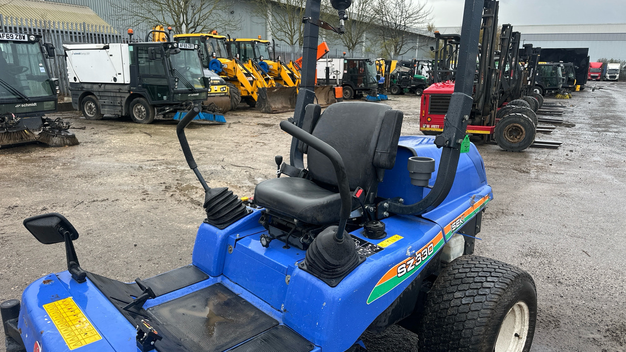 ISEKI SZ330 - جزازة أعشاب الحدائق: صورة 5 ISEKI SZ330 - جزازة أعشاب الحدائق: صورة 5