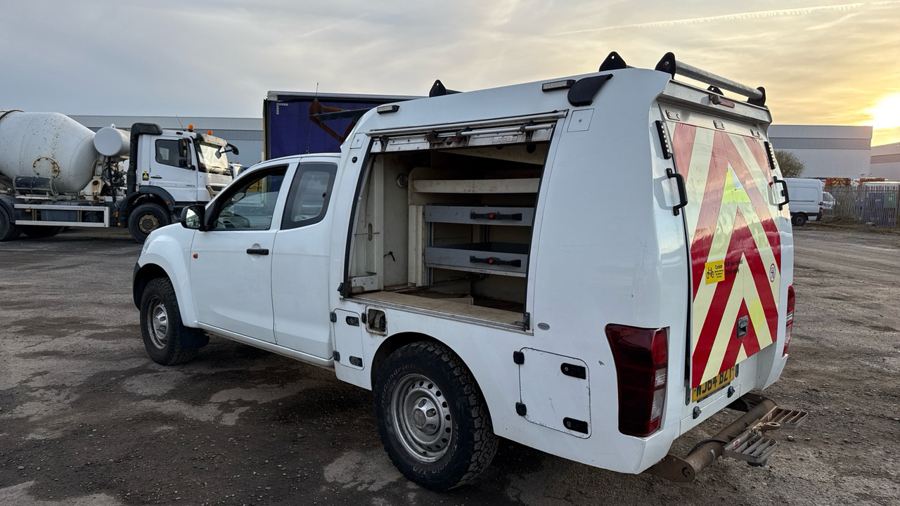 ISUZU D-MAX 2.5TD TURBO - شاحنة البيك أب, الشاحنات الصغيرة كابينة مزدوجة: صورة 3 ISUZU D-MAX 2.5TD TURBO - شاحنة البيك أب, الشاحنات الصغيرة كابينة مزدوجة: صورة 3