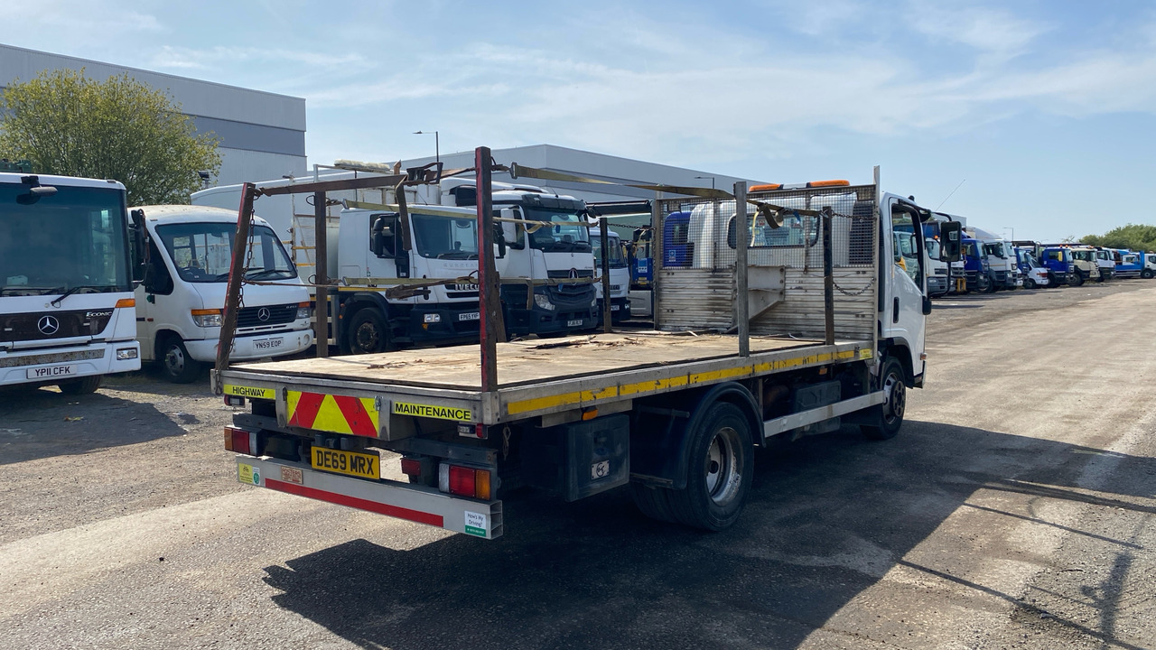 ISUZU N 75.190 - شاحنات مسطحة: صورة 4 ISUZU N 75.190 - شاحنات مسطحة: صورة 4