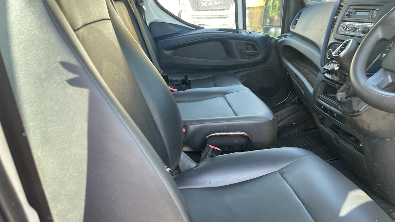 IVECO DAILY 2.3 35-140 3750WB - قلاب صغير, الشاحنات الصغيرة كابينة مزدوجة: صورة 5 IVECO DAILY 2.3 35-140 3750WB - قلاب صغير, الشاحنات الصغيرة كابينة مزدوجة: صورة 5
