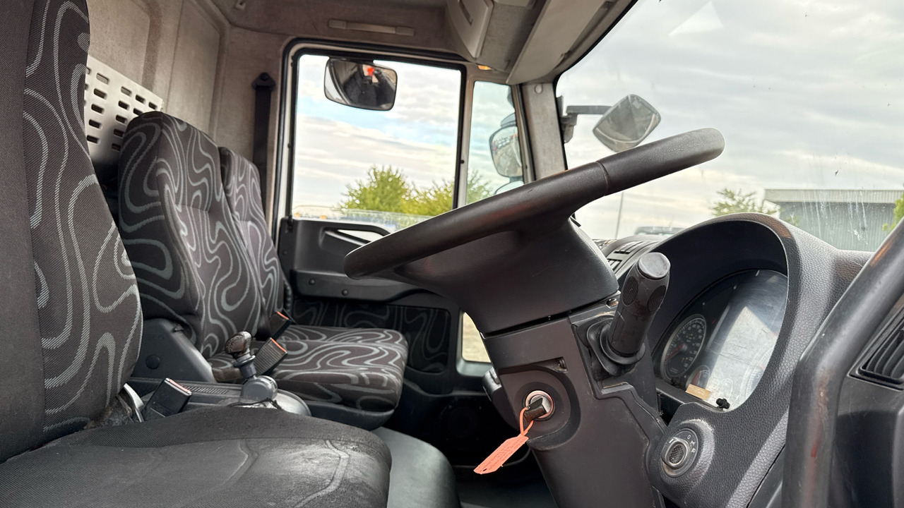 IVECO EUROCARGO 75E16 - شاحنات مسطحة, شاحنة كرين: صورة 5 IVECO EUROCARGO 75E16 - شاحنات مسطحة, شاحنة كرين: صورة 5