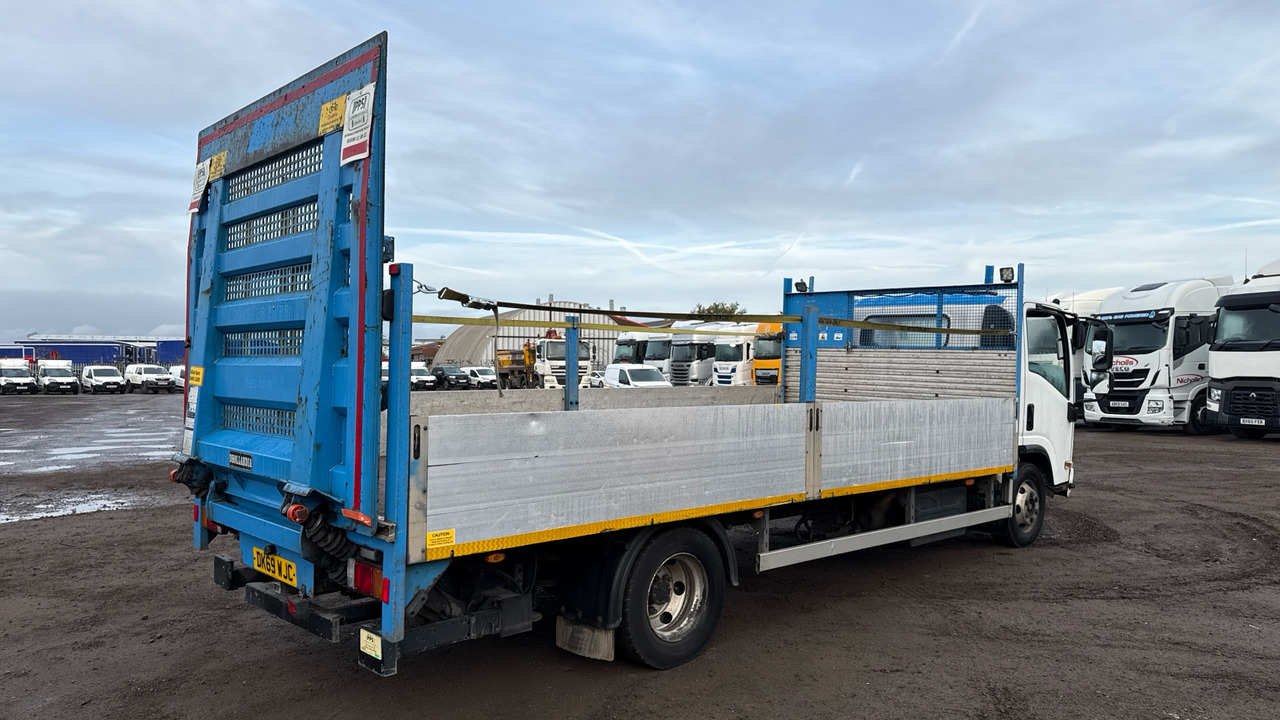 Isuzu N75 190 - شاحنات مسطحة: صورة 4 Isuzu N75 190 - شاحنات مسطحة: صورة 4