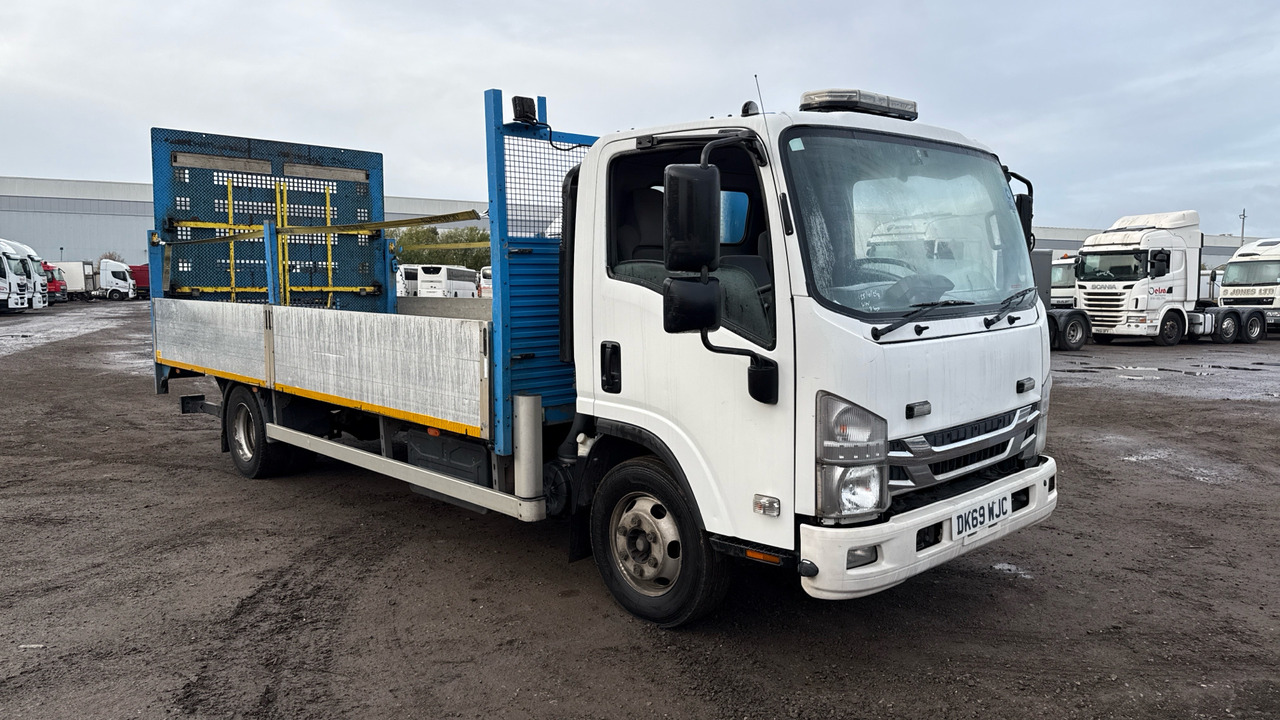 Isuzu N75 190 - شاحنات مسطحة: صورة 1 Isuzu N75 190 - شاحنات مسطحة: صورة 1