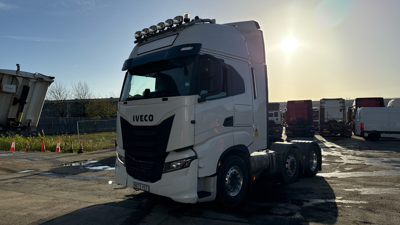 Iveco S-Way 530 - وحدة جر: صورة 2 Iveco S-Way 530 - وحدة جر: صورة 2