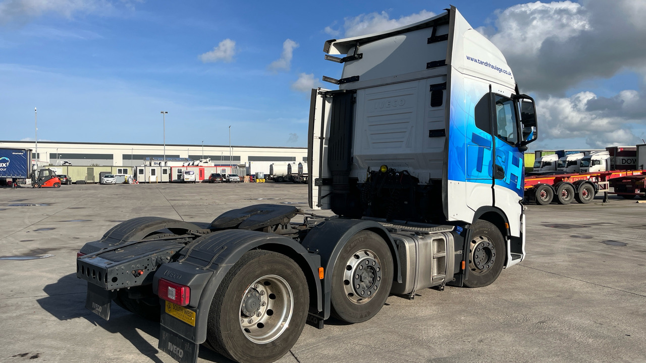 Iveco S-Way 530 - وحدة جر: صورة 4 Iveco S-Way 530 - وحدة جر: صورة 4