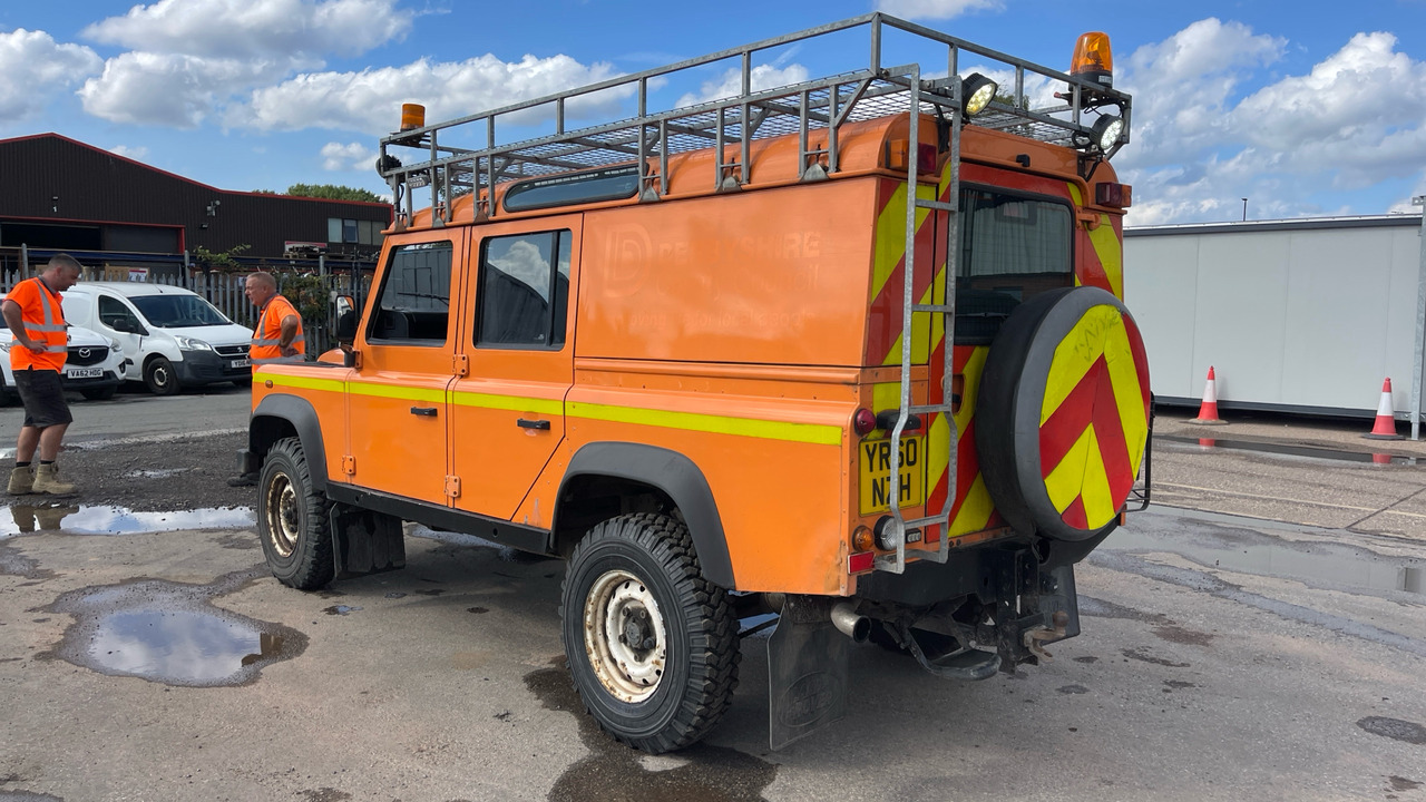 LAND ROVER DEFENDER 110 TDCi - سيارة: صورة 3 LAND ROVER DEFENDER 110 TDCi - سيارة: صورة 3