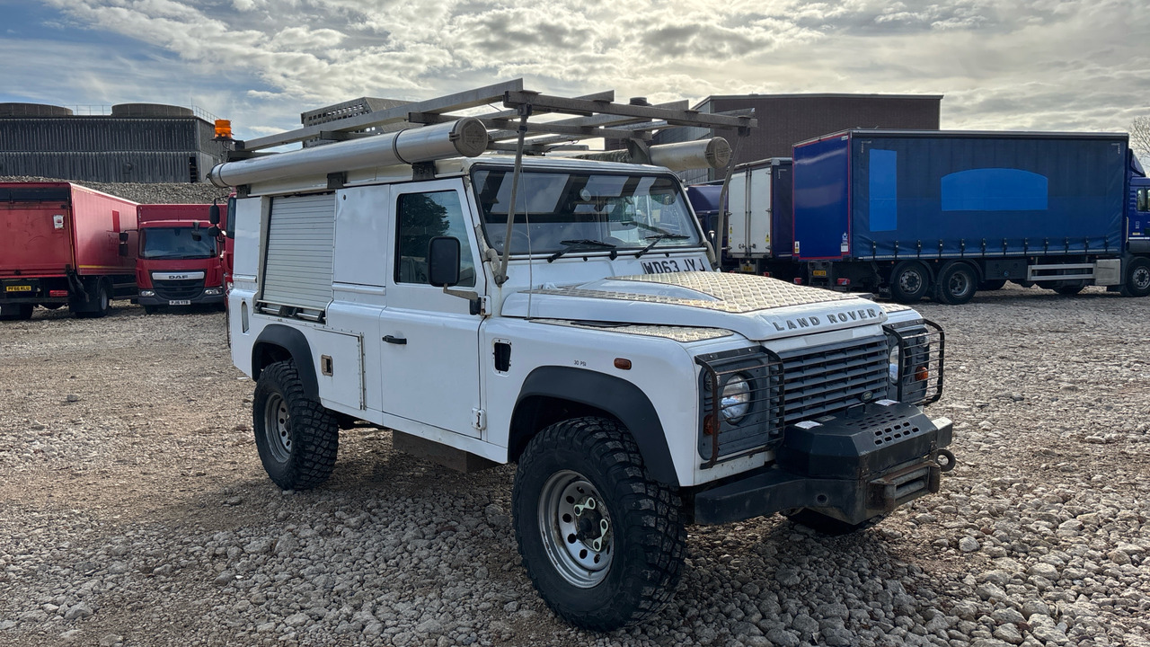 Land Rover Defender 110 2.2 TDCI Hard Top - سيارة: صورة 1 Land Rover Defender 110 2.2 TDCI Hard Top - سيارة: صورة 1