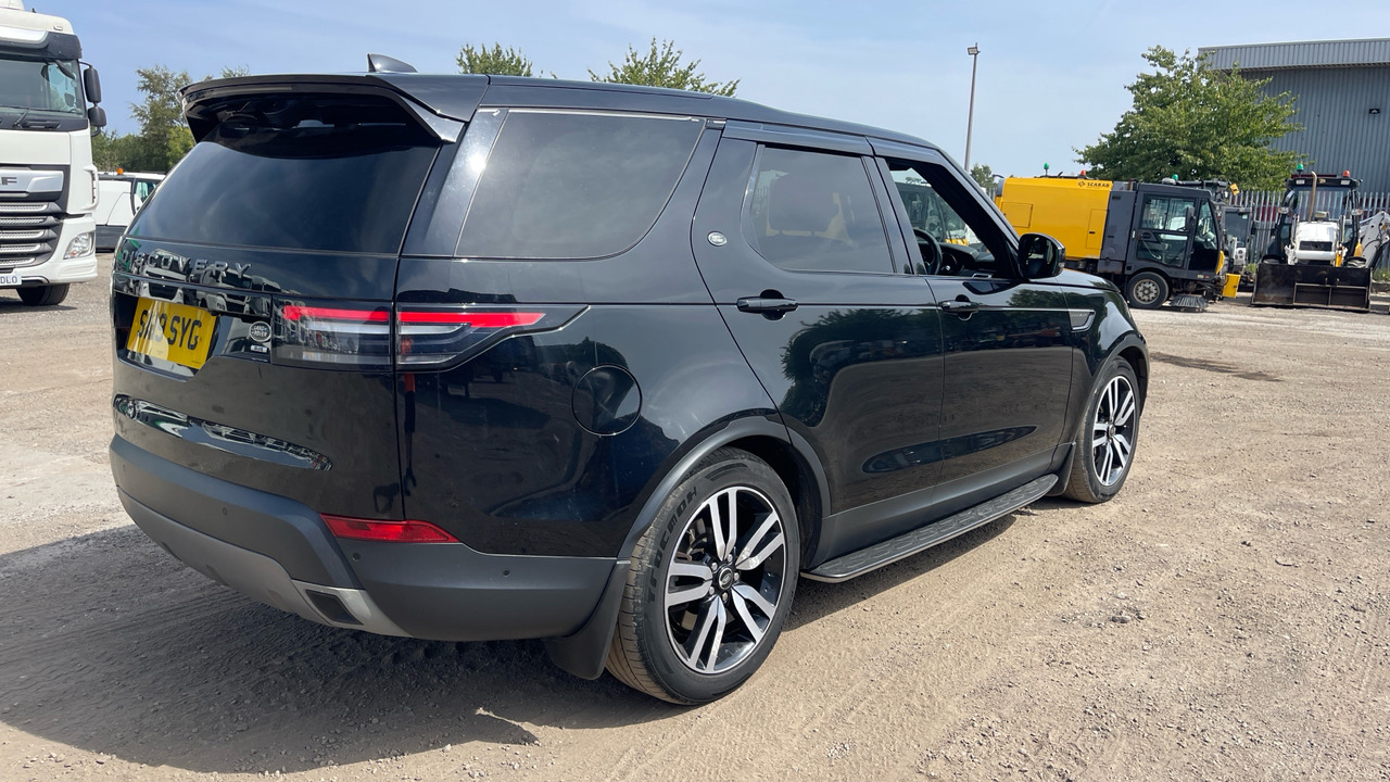 Land Rover Discovery 4 3.0 SDV6 SE - سيارة دفع رباعي: صورة 4 Land Rover Discovery 4 3.0 SDV6 SE - سيارة دفع رباعي: صورة 4