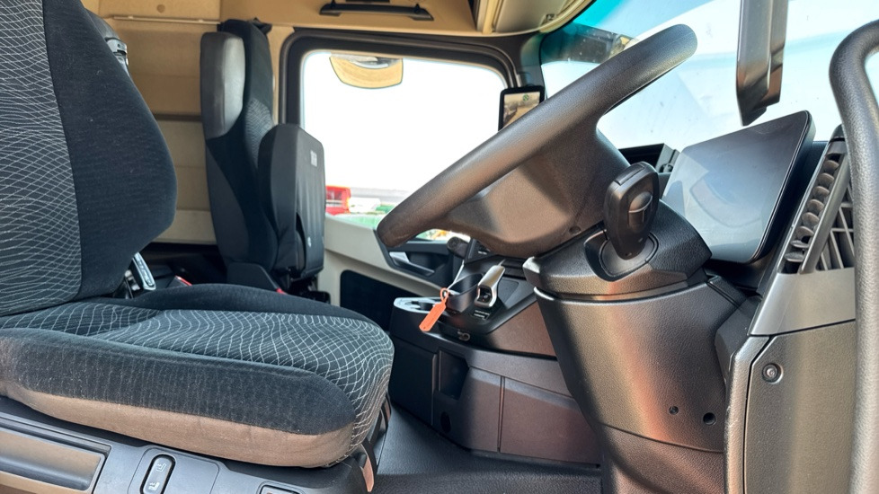 MERCEDES-BENZ ACTROS 1845 BLUETC 6 - وحدة جر: صورة 5 MERCEDES-BENZ ACTROS 1845 BLUETC 6 - وحدة جر: صورة 5
