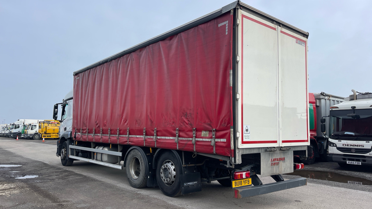 MERCEDES-BENZ ACTROS 2530 - شاحنة ستارة: صورة 3 MERCEDES-BENZ ACTROS 2530 - شاحنة ستارة: صورة 3